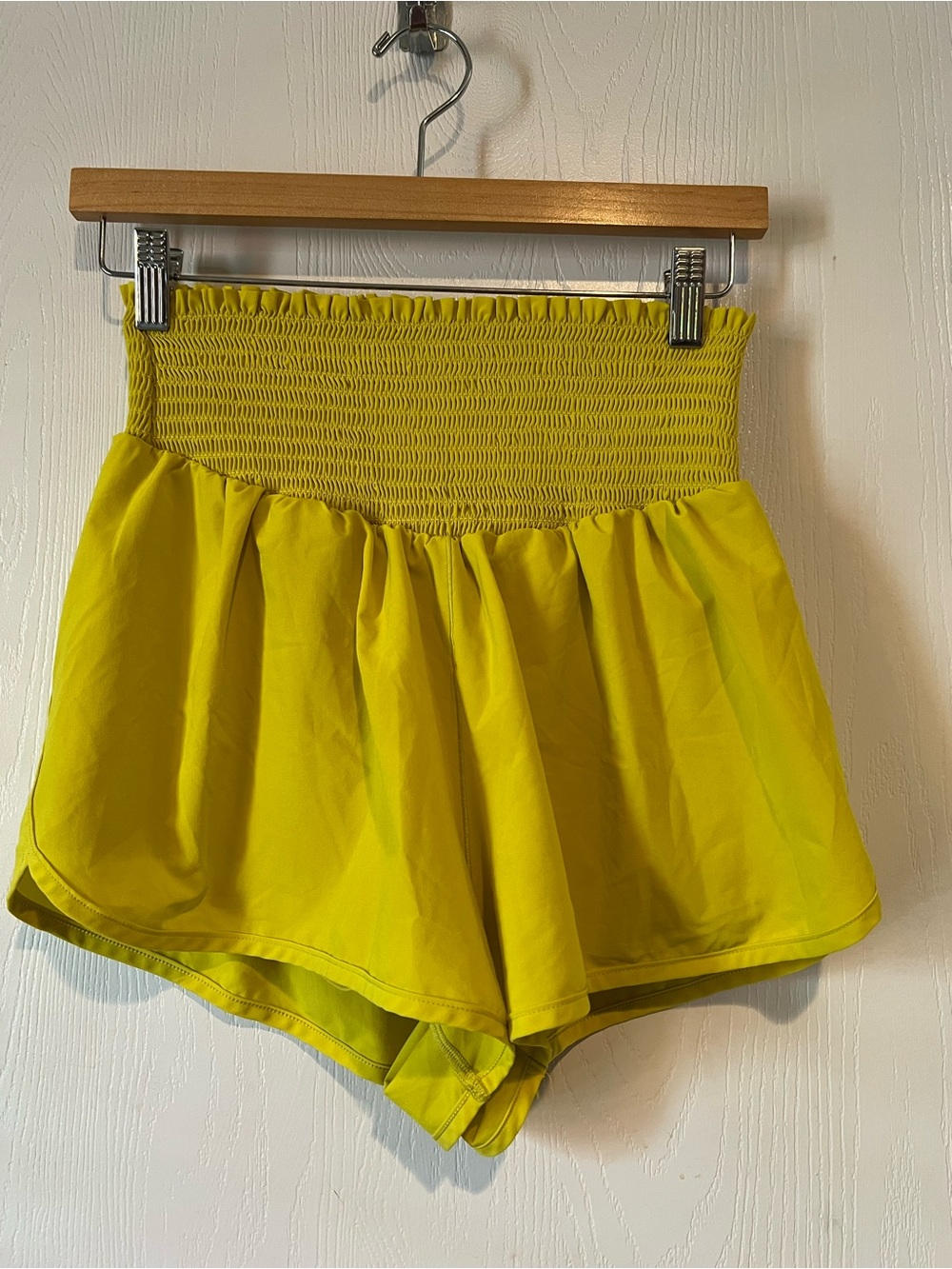 Offline by Aerie Real Me Smocked Athletic Yellow Shorts Size Medium